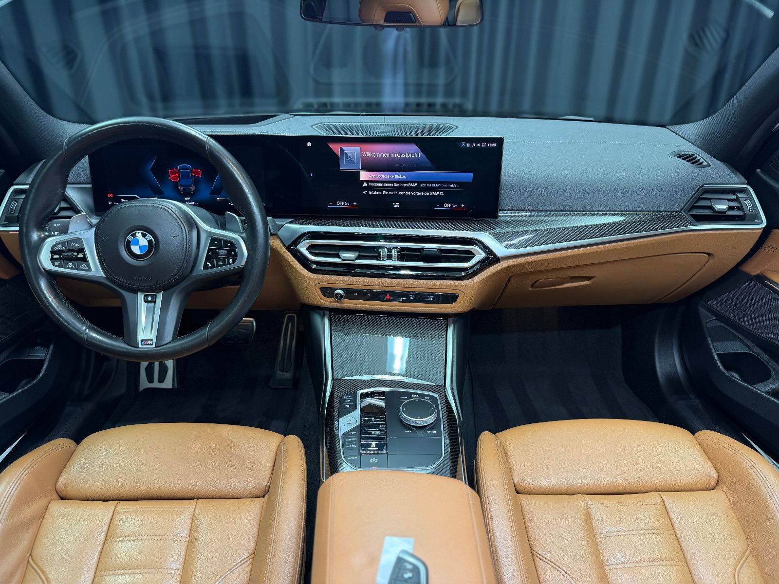Fahrzeugabbildung BMW M340i xDrive Limousine|M-Sitze|H&K|360°|PANO|HuD