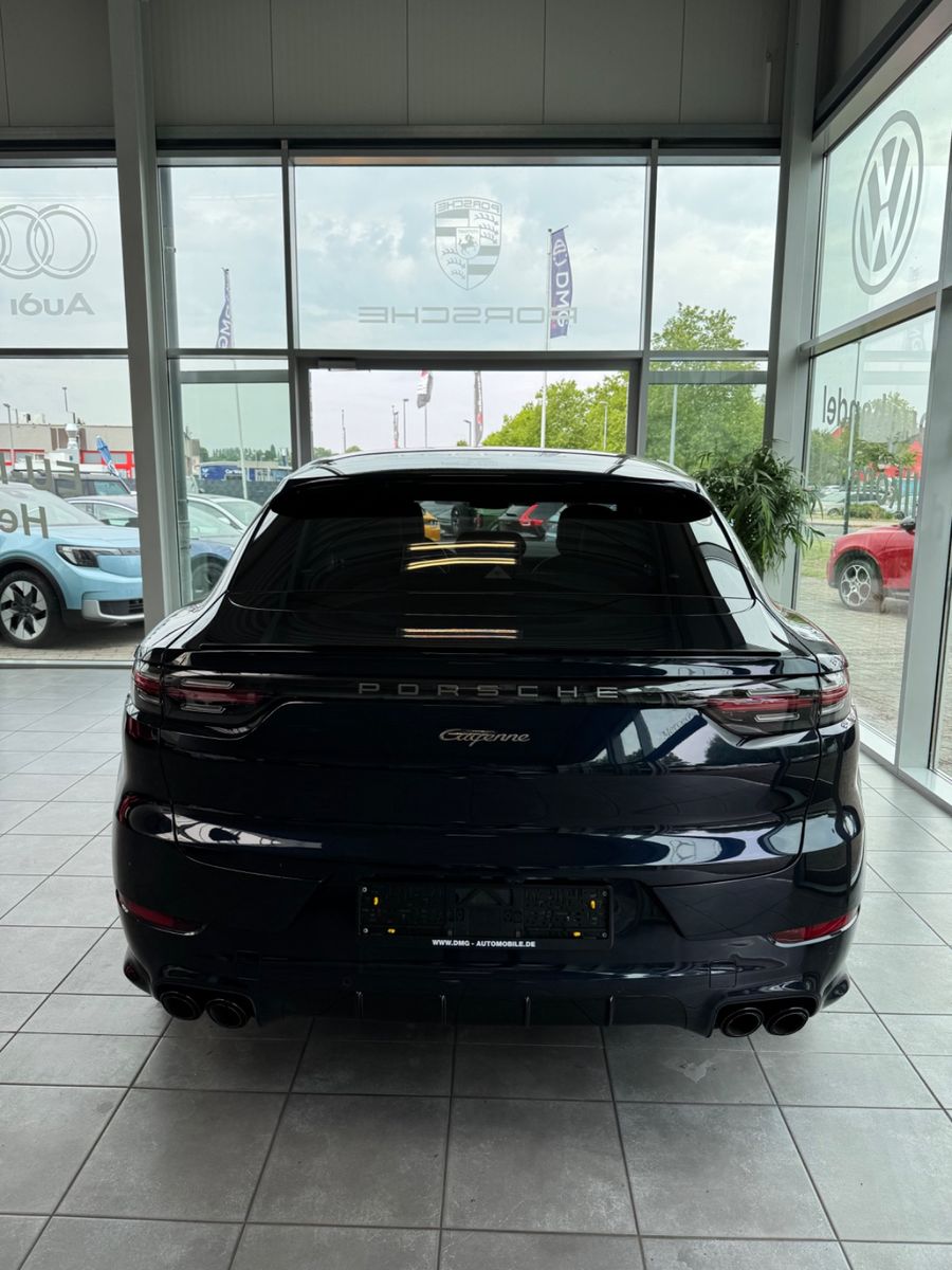 Fahrzeugabbildung Porsche Cayenne Coupe E-Hybrid Platinum Edition