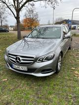 Mercedes-Benz E 220 BlueTEC BE T Edition AVANTG. Auto. Edi... - Mercedes-Benz E 220 Gebrauchtwagen in Karlsruhe