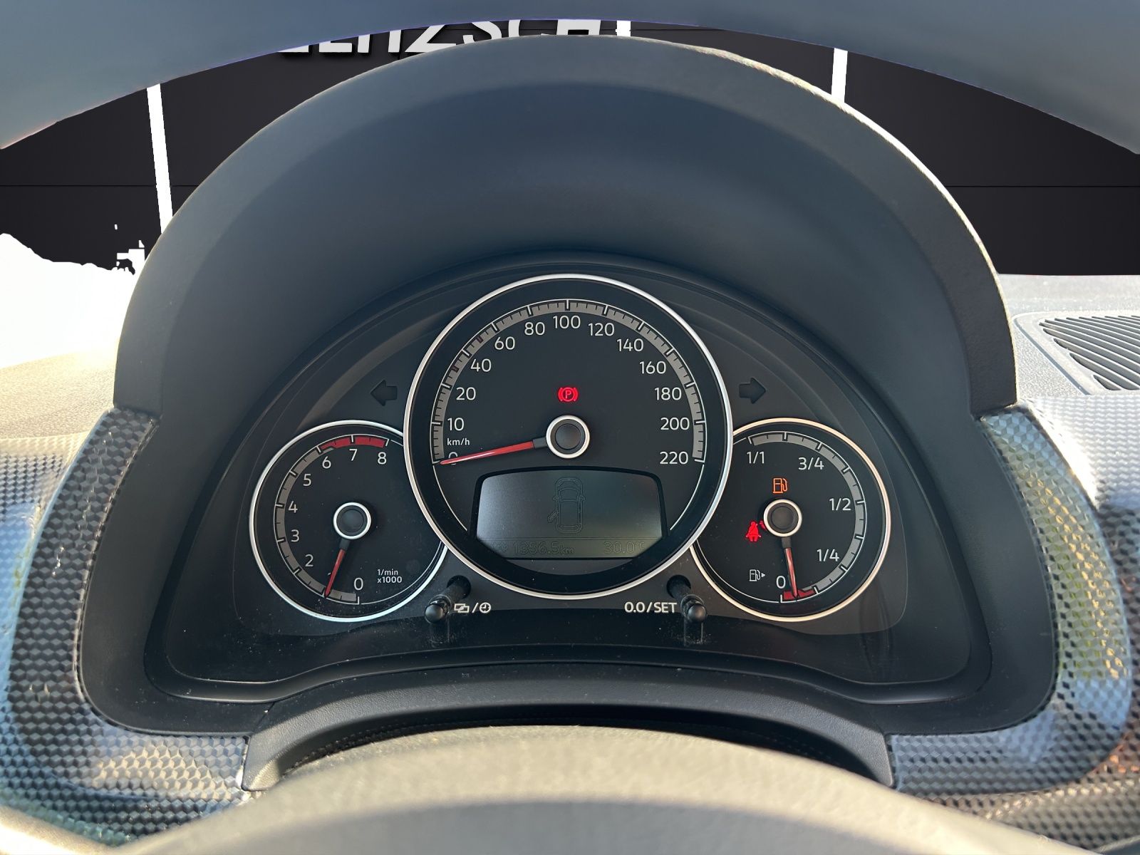 Fahrzeugabbildung Volkswagen up! Klima SHZ GRA RFK maps+more