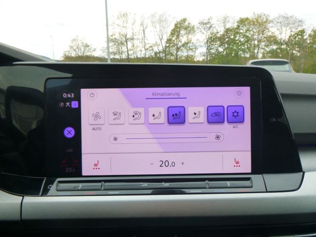 Fahrzeugabbildung Volkswagen Golf VIII 1,0 eTSI Life >AUT/NAV/LED/KAM/SHZ<