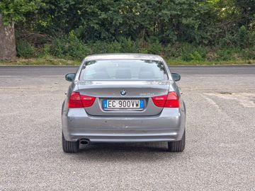 BMW 320 - 5