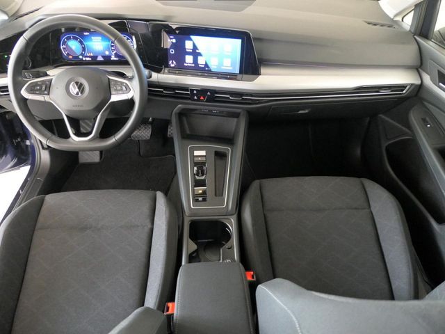 Golf VIII Variant 2.0 TDI DSG Life Bluetooth LED