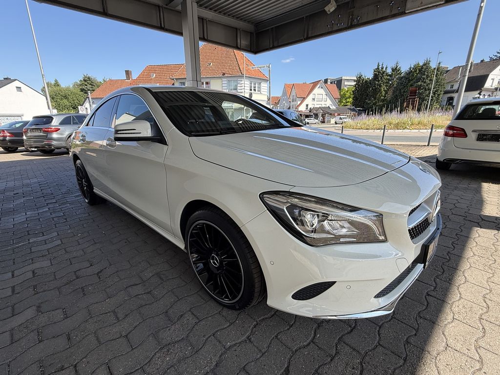 Image of Mercedes-Benz CLA 180