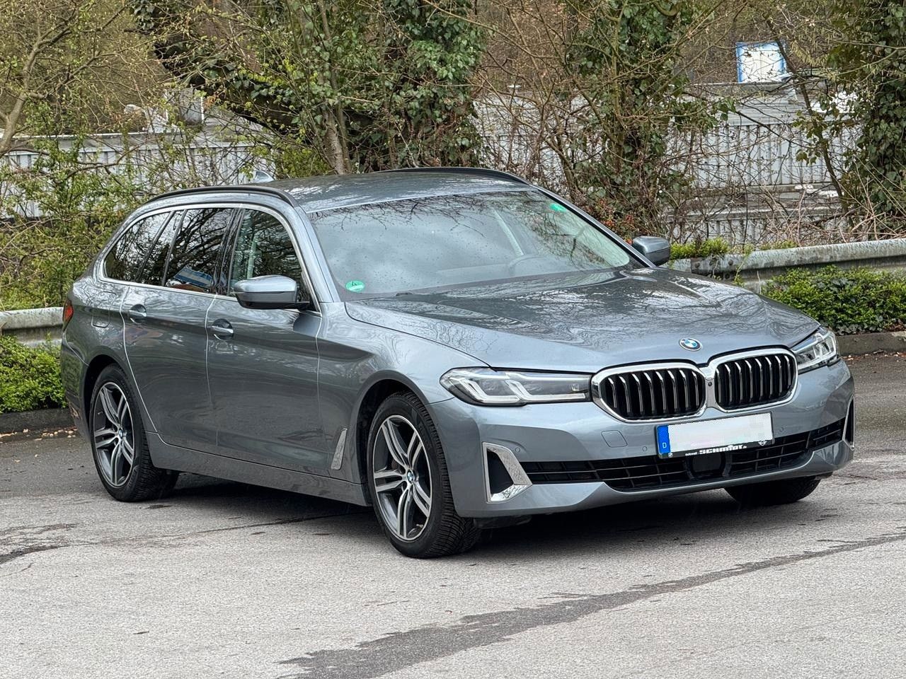 BMW 530 Touring 530 d xDrive Luxury Line