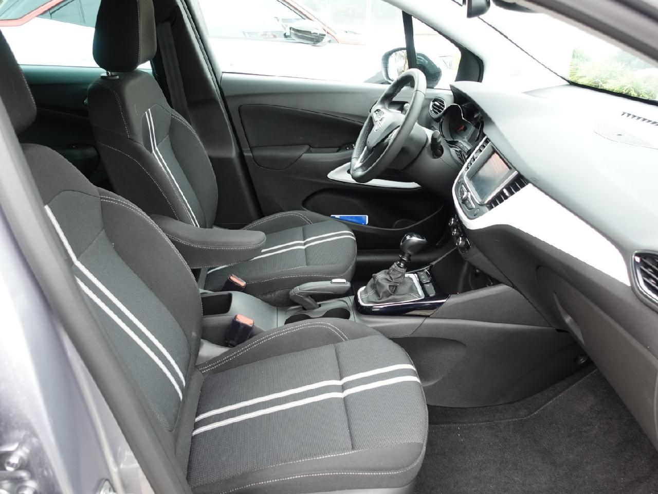 Fahrzeugabbildung Opel Crossland 1,2 Tech&Design