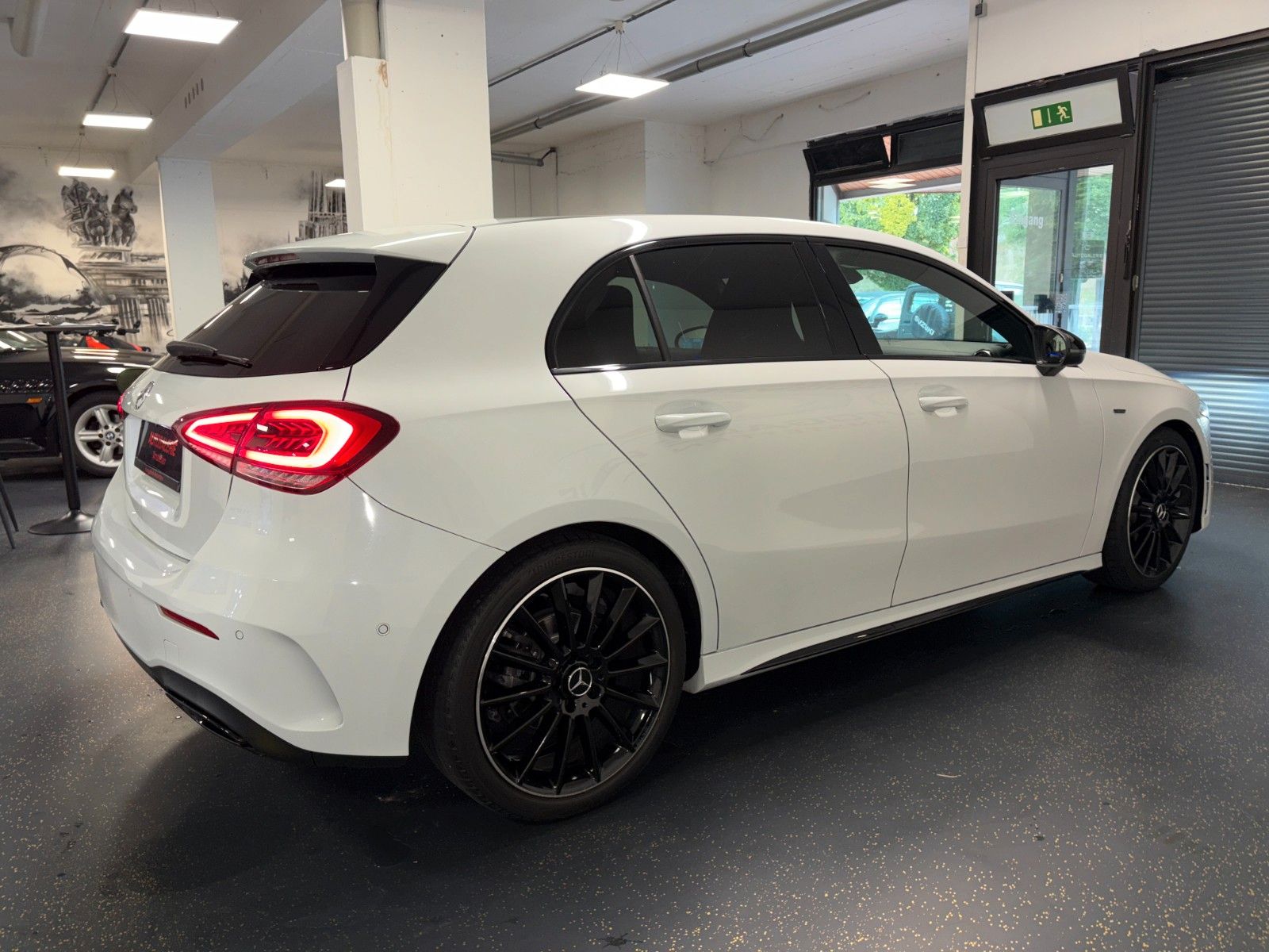 Mercedes-Benz A 200 AMG-Line Edition 2020 Kam LED foto 5