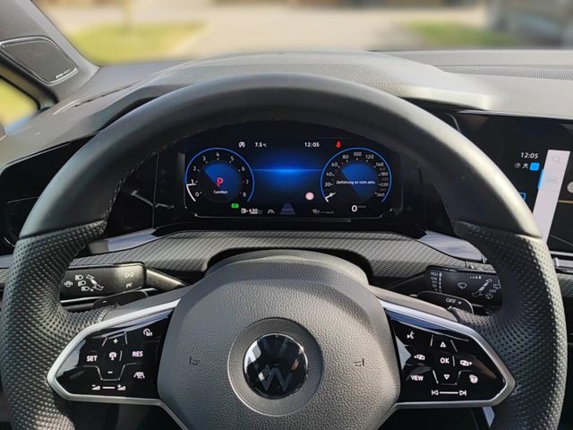 Golf 8 VIII R-Line 4Motion 2.0 TSI