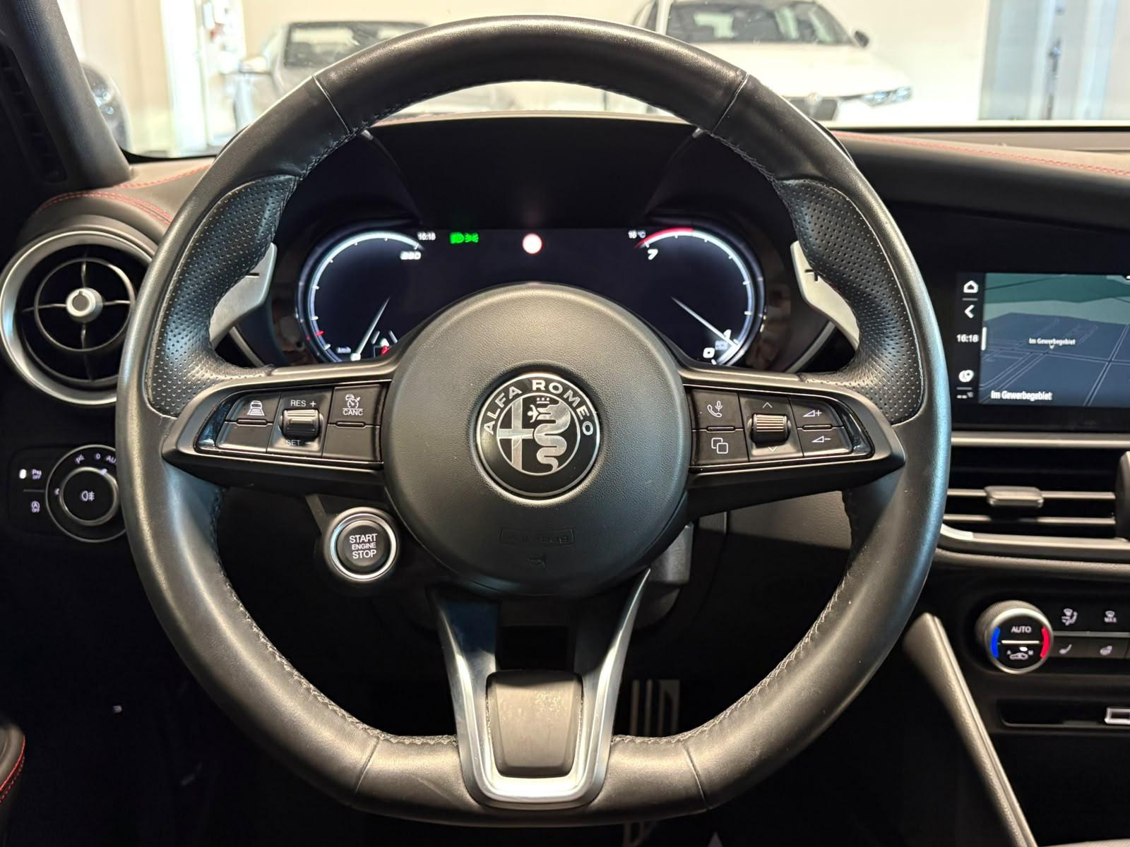 Alfa Romeo Giulia Tributo Italiano Q4 MATRIX+KAM+SHZ/LHZ+, миниатюра 13