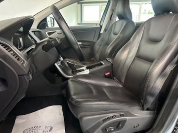 Volvo XC60 - 12