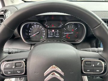 Citroën C3 Aircross PT130 EAT6 ShinePack | PDach - SH