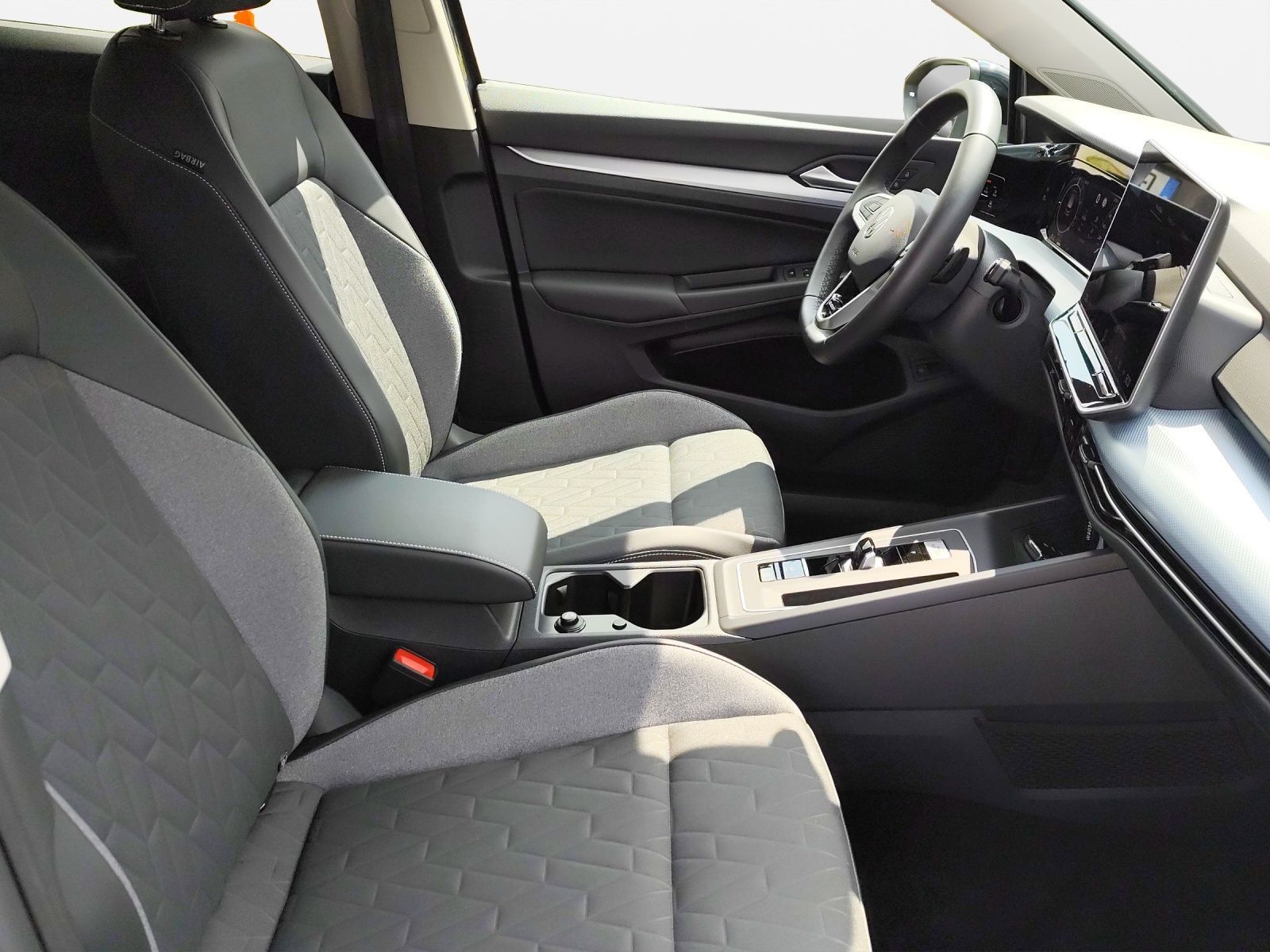 Volkswagen Golf - Bild 6