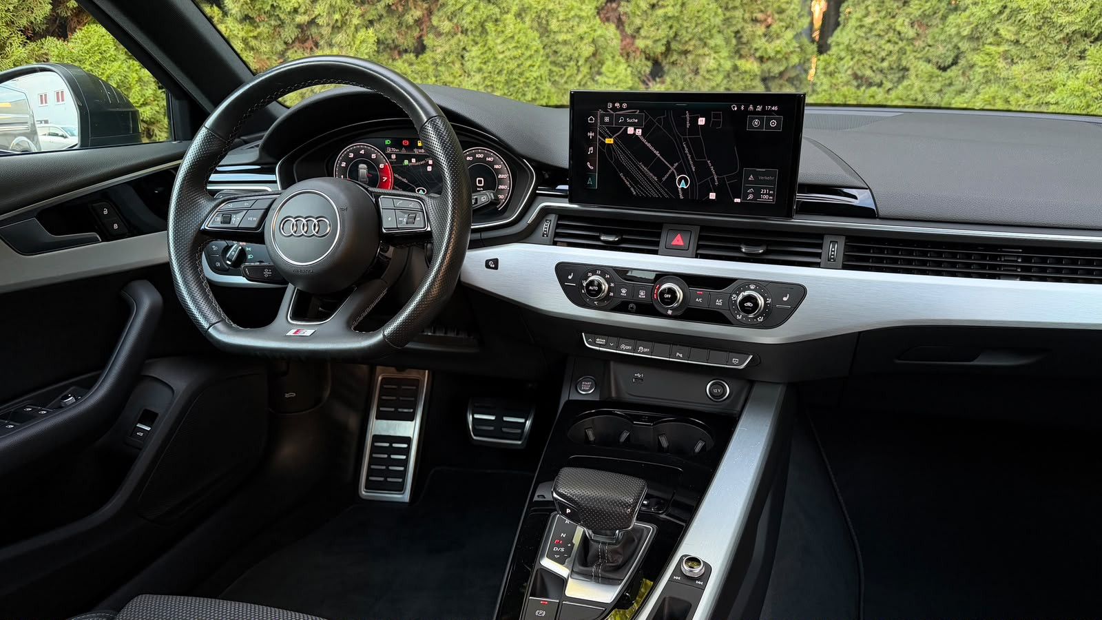 Fahrzeugabbildung Audi A4 40 TFSI 3x S-Line LED+VIRTUAL+MMI+SHZ+PDC+DSP