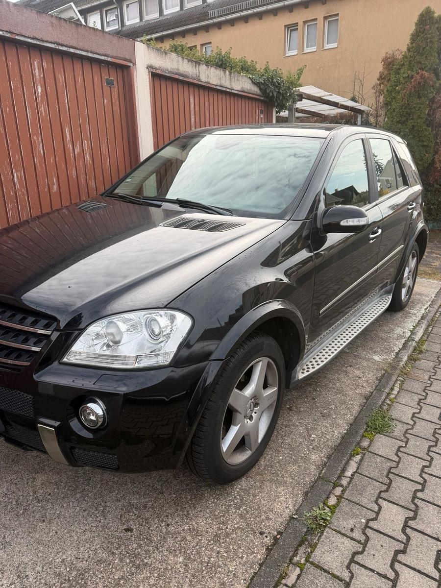 Mercedes-Benz ML420 2007 — interior