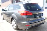 Ford Focus Turnier ST-Line+SITZHEIZUNG+USB+MFL+AUTOMA - Ford: Us