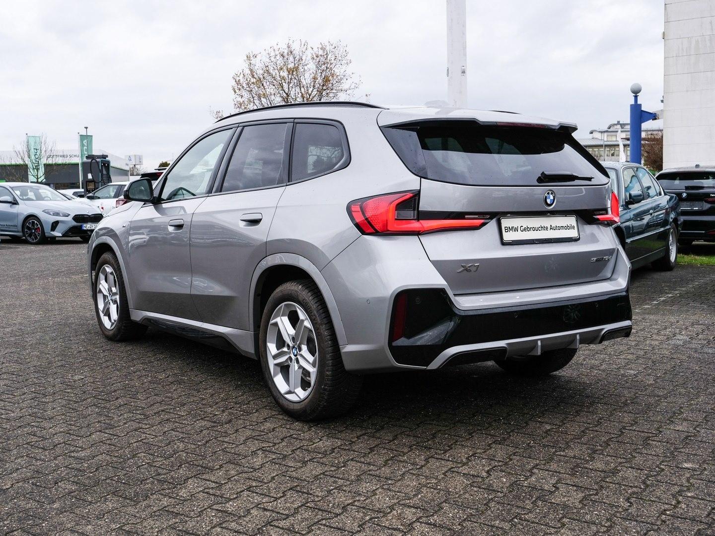 BMW X1 sDrive18d M-Sport apt.M-FW Pano AHK DA+ PA+ H