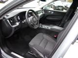 Volvo XC 60 B4 Core 2WD - Volvo XC60: Core