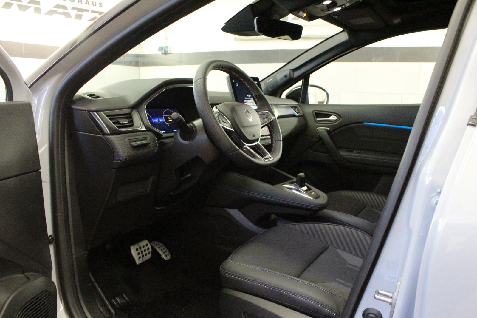 Fahrzeugabbildung Renault Captur Full Hybrid 160 E-Tech Esprit Alpine