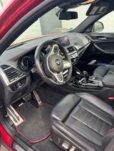 BMW X4 xDrive30i AT M Sport M Sport - rote BMW X4