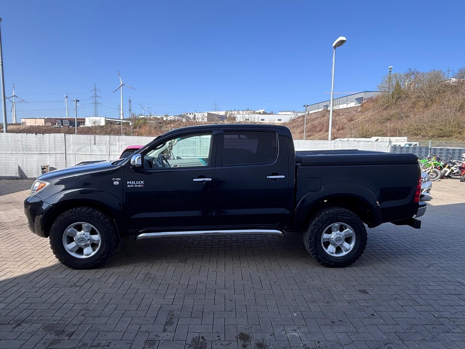 Toyota Hilux 2007 — engine 2.982 cm³, 171 HP (126kW)