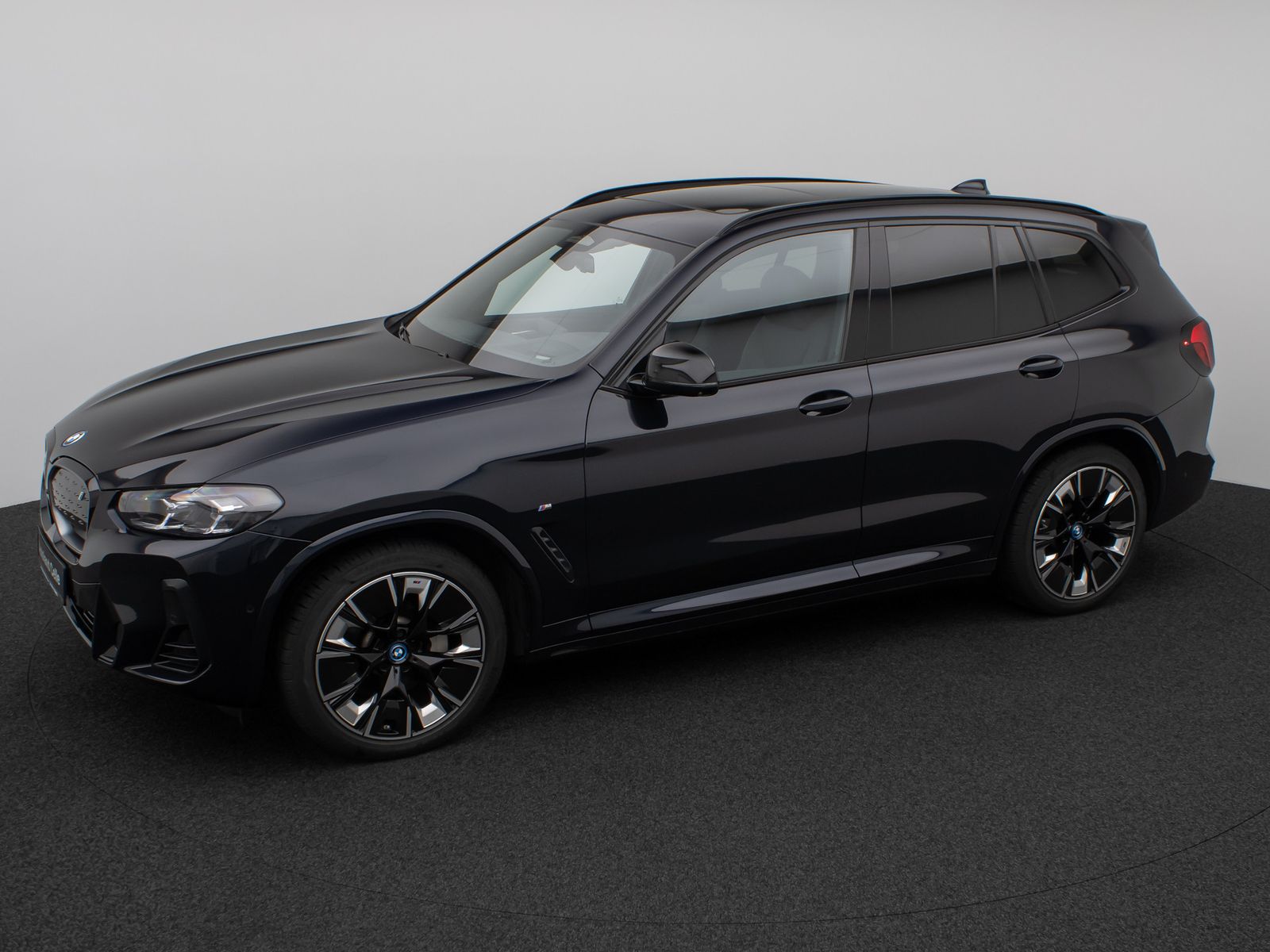 Fahrzeugabbildung BMW iX3 Impressive M Sport Panorama 360°HUD DAB H/K