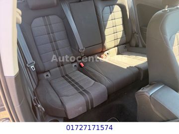 Volkswagen Golf - 11