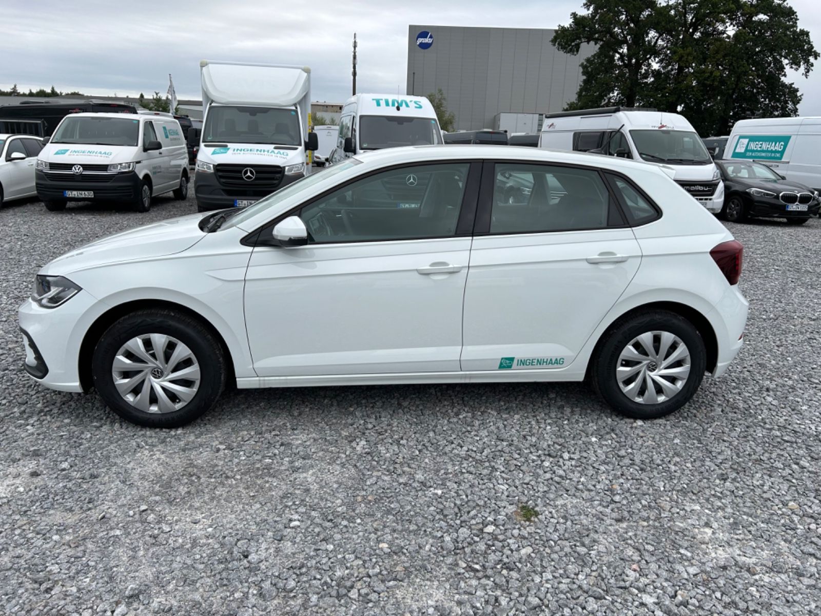 Fahrzeugabbildung Volkswagen Polo VI Life 1.0 TSI Limited RFK SHZ Garantie !