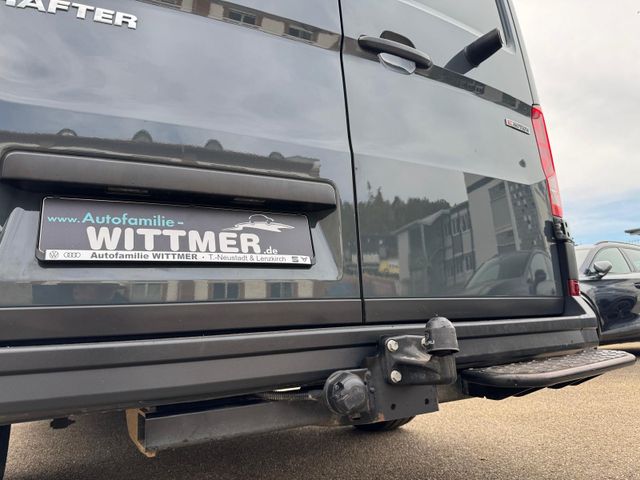 Crafter 2,0 TDI DSG 177 PS 4MOTION AHK / 7Sitzer