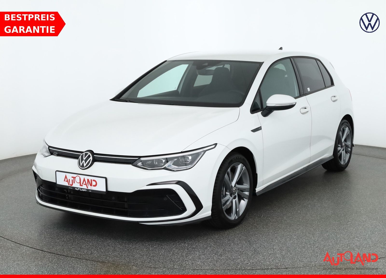 Volkswagen Golf VIII 2.0 TSI DSG R-Line LED Navi Kamera DAB