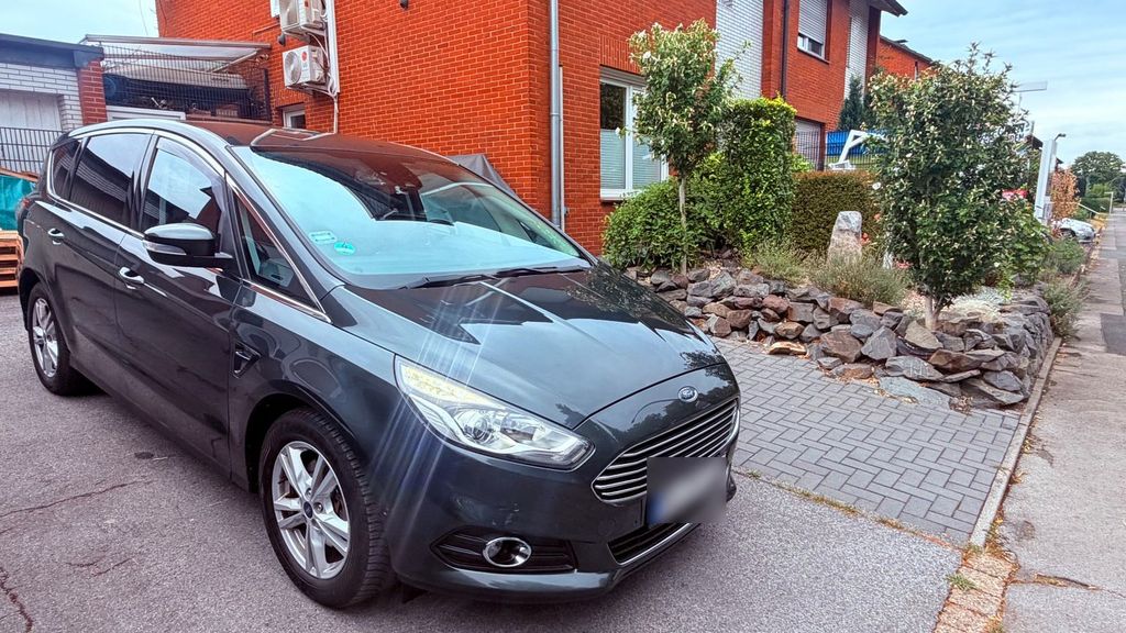 Image of Ford S-Max