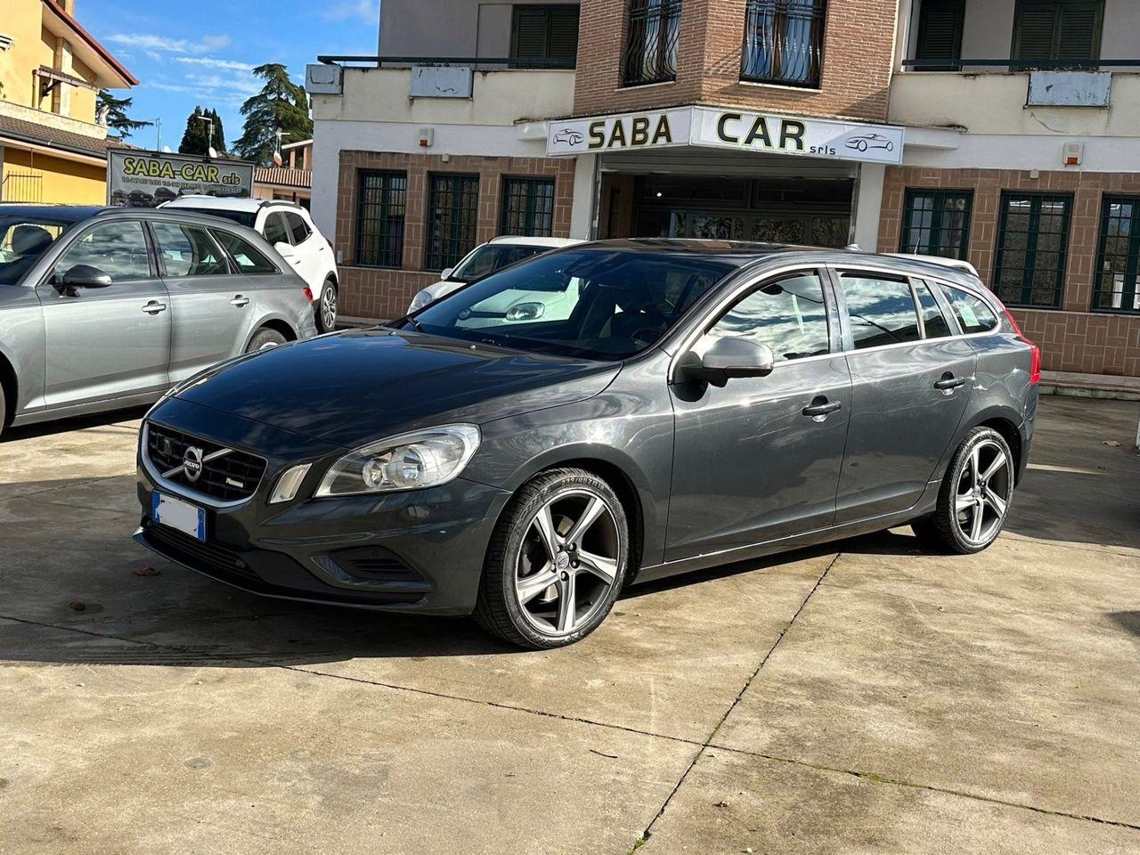 Volvo V60 2011 — engine 2.400 cm³, 163 HP (120kW)