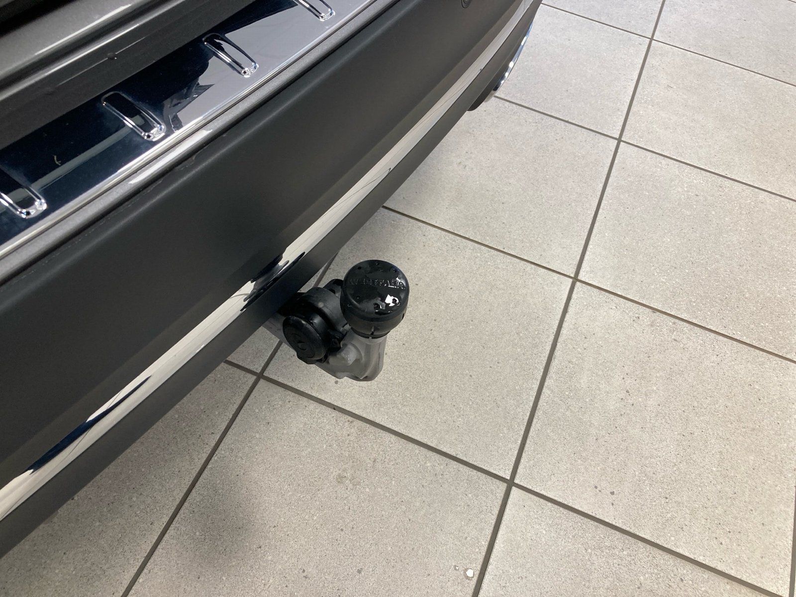 Fahrzeugabbildung Mercedes-Benz GLA 250 e AMG*AHK*Distro*360°*MBeam*22KW*Totwin*