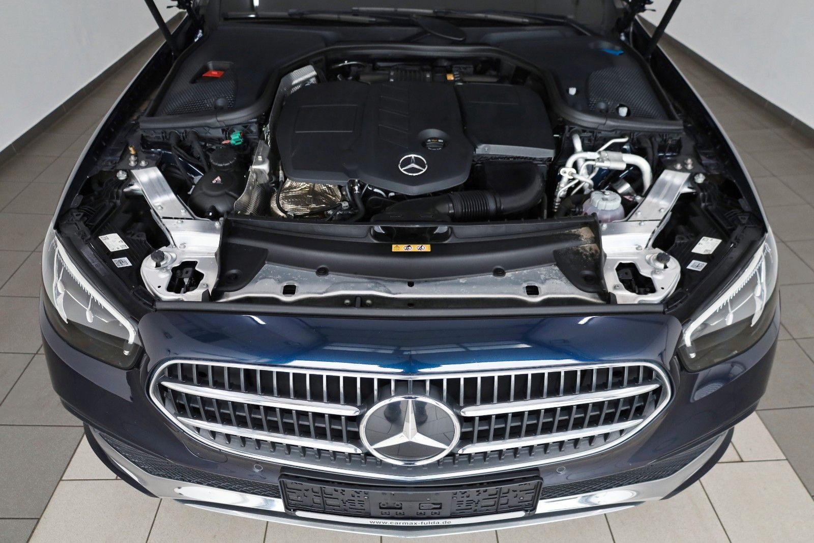 Fahrzeugabbildung Mercedes-Benz E 300 de Lim Leder,Navi,LED,Widescreen,Spur/Park