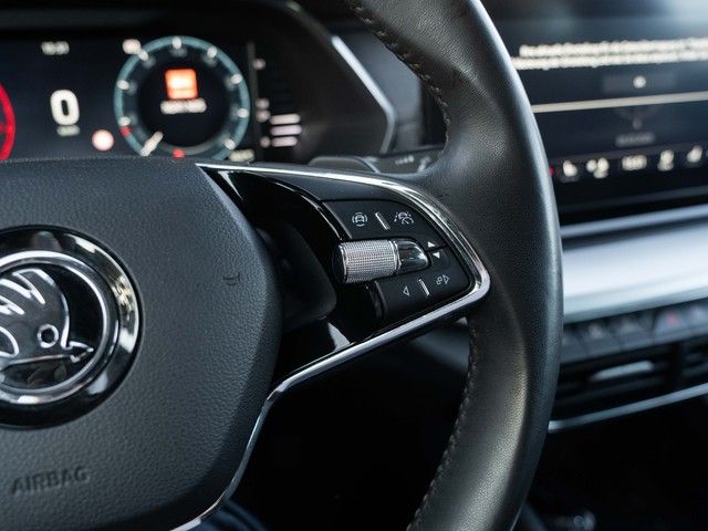 Octavia Combi 2.0 TDI Style DSG AHK+HUD+NAVI+SID