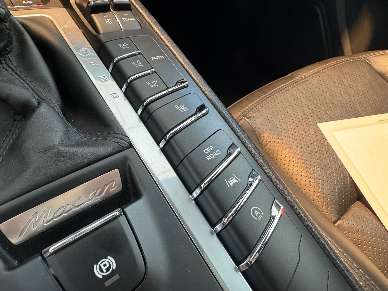 Fahrzeugabbildung Porsche Macan S Diesel/PANO/APPLE/NAVI/PDC/TEMPOMAT/SHZ
