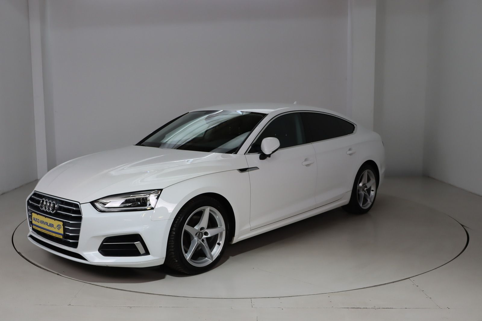 Fahrzeugabbildung Audi A5 Sportback 40 TFSI * LED * Navi * Keyless