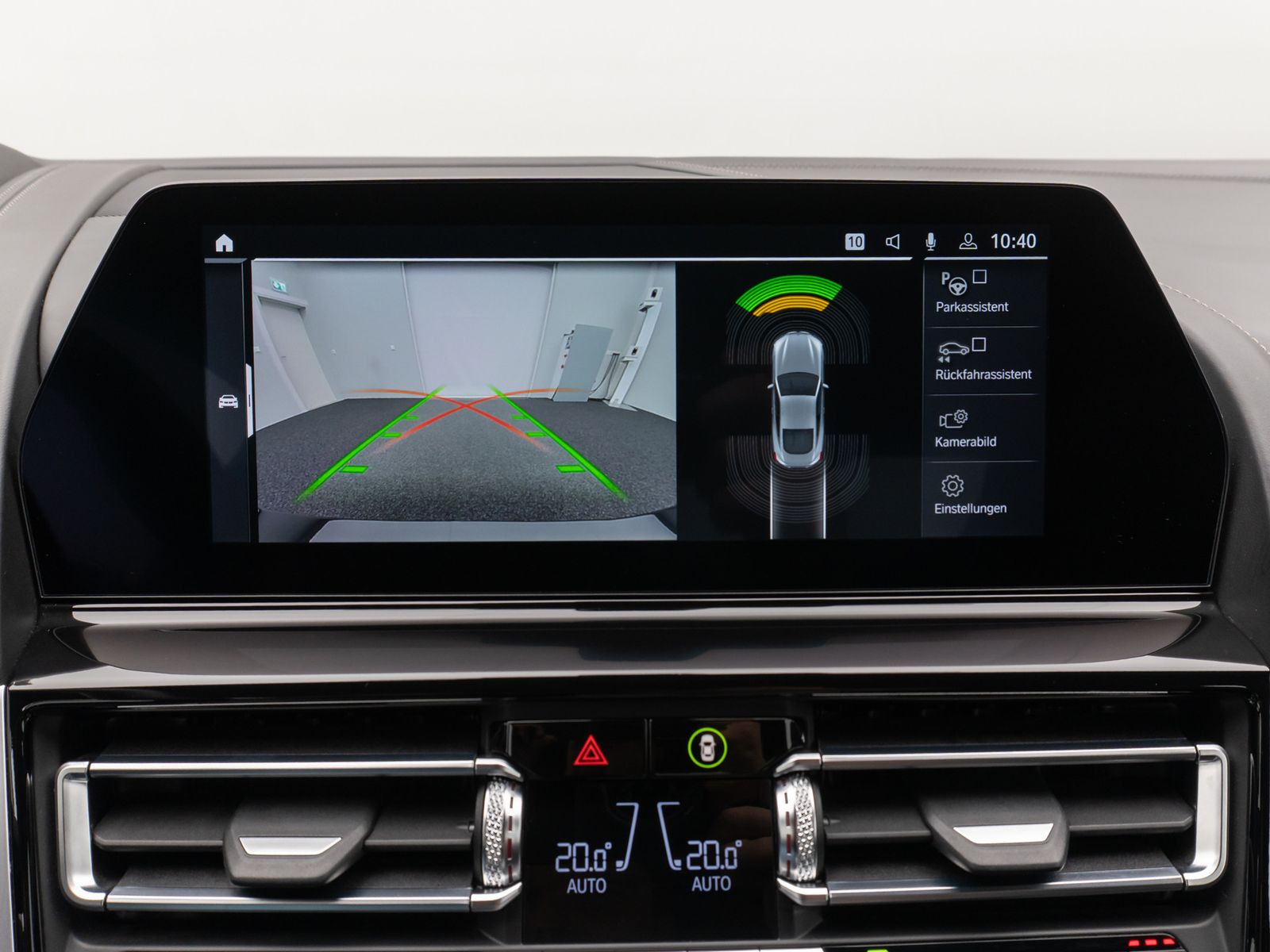 Fahrzeugabbildung BMW M850i xD Kamera HUD DAB H/K ACC SoftCl DisplKey