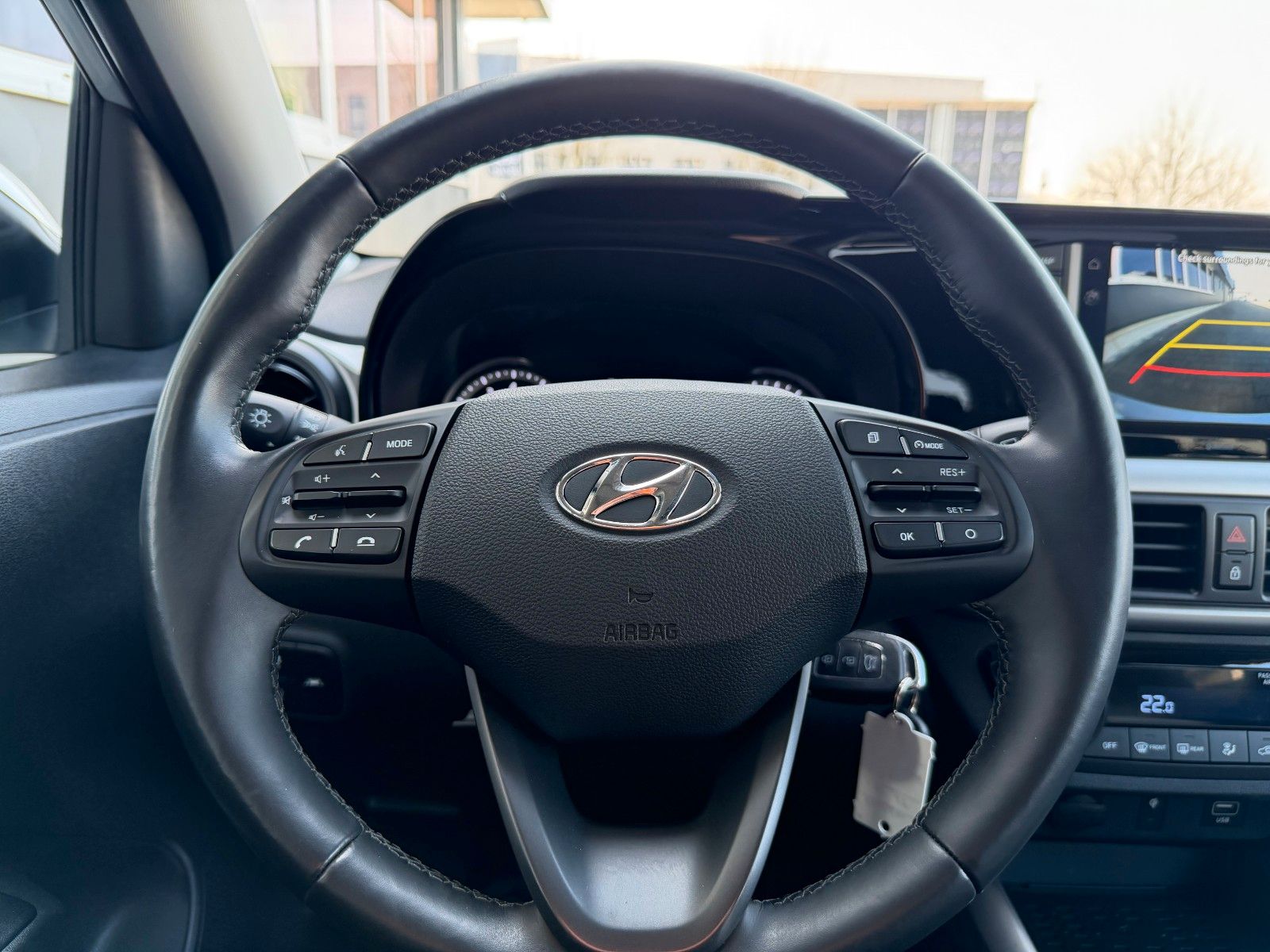 Fahrzeugabbildung Hyundai i10 1.2ltr. AMT Style 1 Hd. Scheckheft M+S