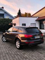 Audi Q7 3.0 TDI (DPF) quattro tiptronic - S- line - Audi Q7 Gebrauchtwagen in Mannheim