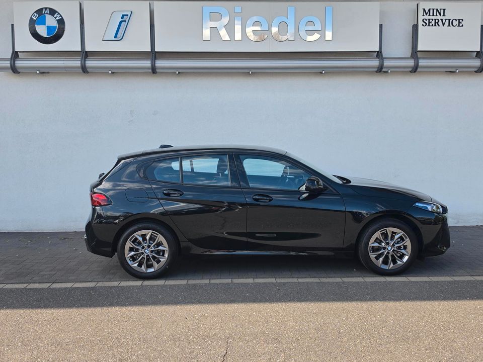 BMW 120d Steptronic ab 1,49% eff. adapLED DrivAss foto 3