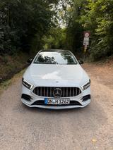 Mercedes-Benz A 220 4MATIC DCT Limousine | AMG Line | Garantie - Mercedes-Benz A 220 von privat