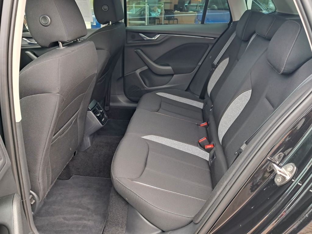 SKODA Kamiq 1.0 TSI DSG Drive AHK Kamera Allwetter - Bild 10