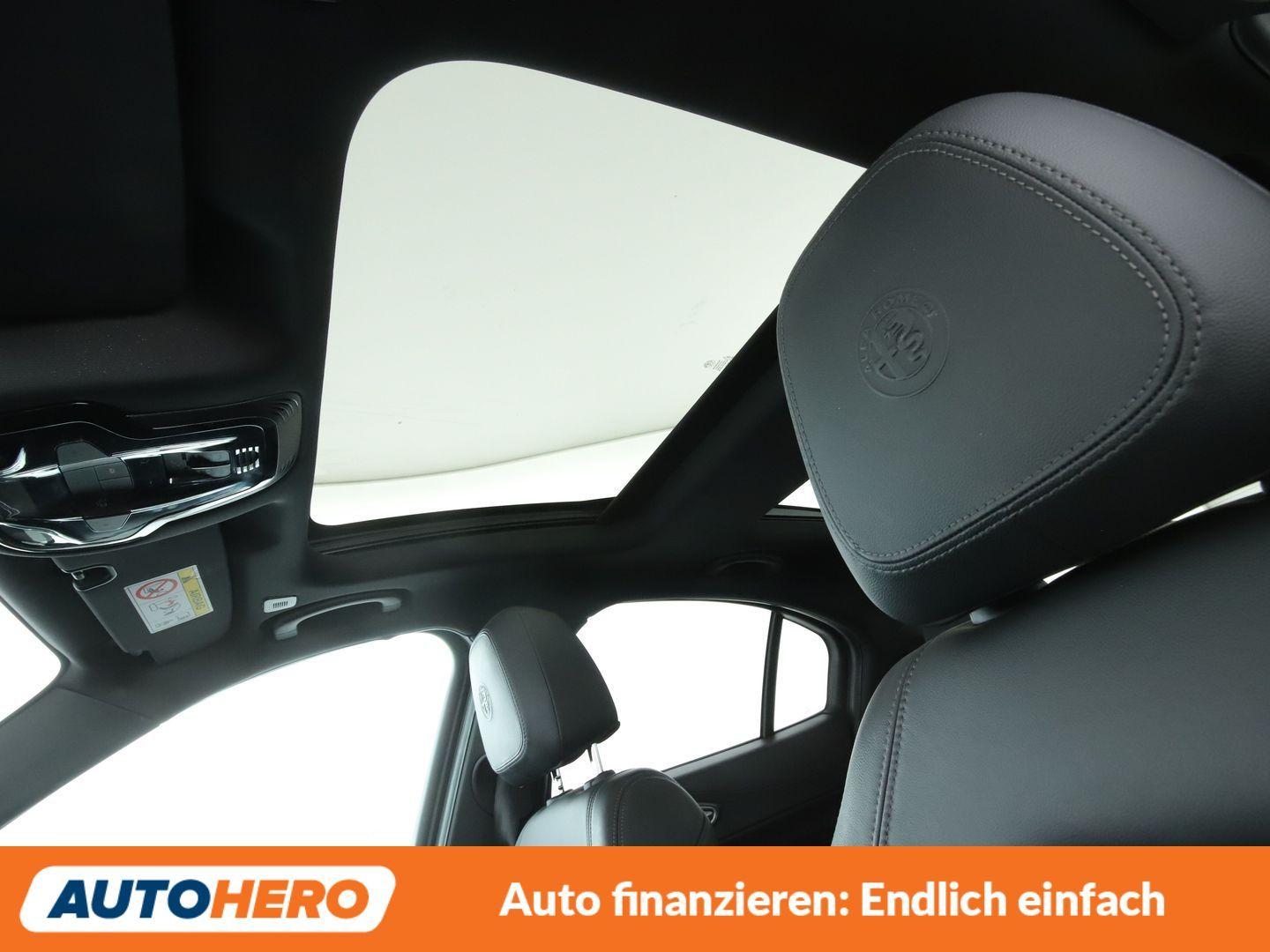 Alfa Romeo Giulia 2.0 Turbo Veloce Aut.*NAVI*BI-XENON*ACC*, миниатюра 27
