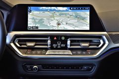 Fahrzeugabbildung BMW M4 Coupé Competition M Race Track Paket h/k