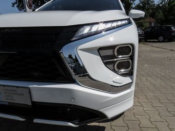 Mitsubishi Eclipse Cross 2.4 PHEV Select +LED+360+SHZ