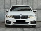 BMW G30 530i xDrive - BMW 530 Gebrauchtwagen in Freiburg