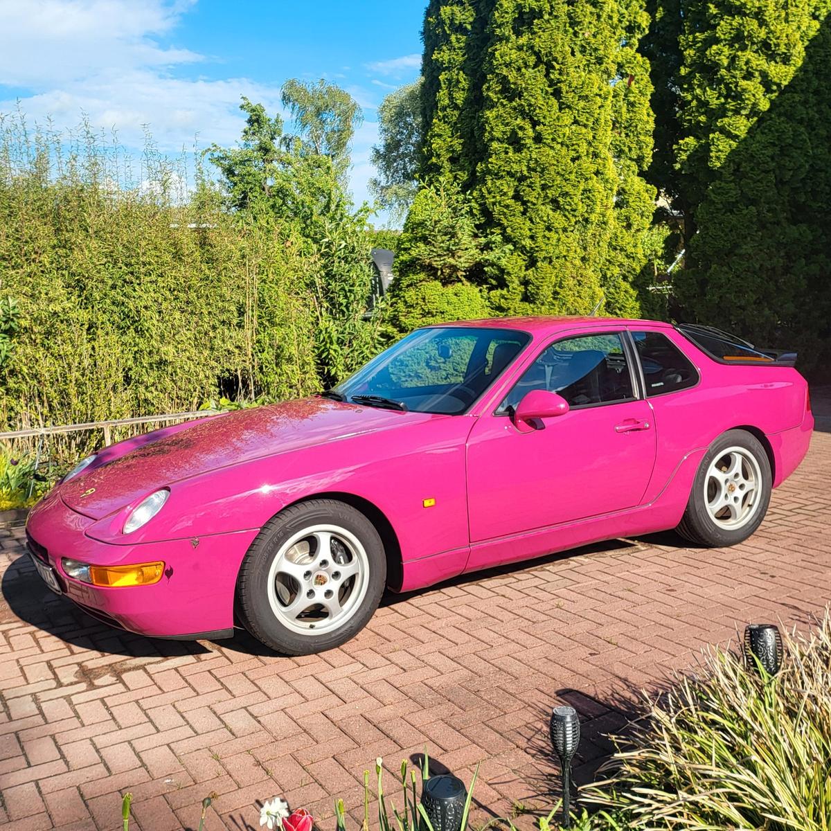 Porsche 968 in Sternrubin/Schwarz extrem selten TOP 