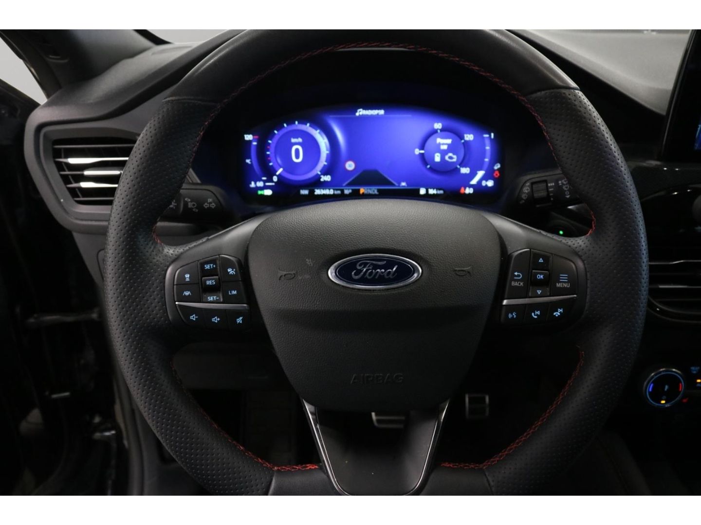 Fahrzeugabbildung Ford Kuga Hybrid ST-Line X 2.5 Duratec FHEV AWD