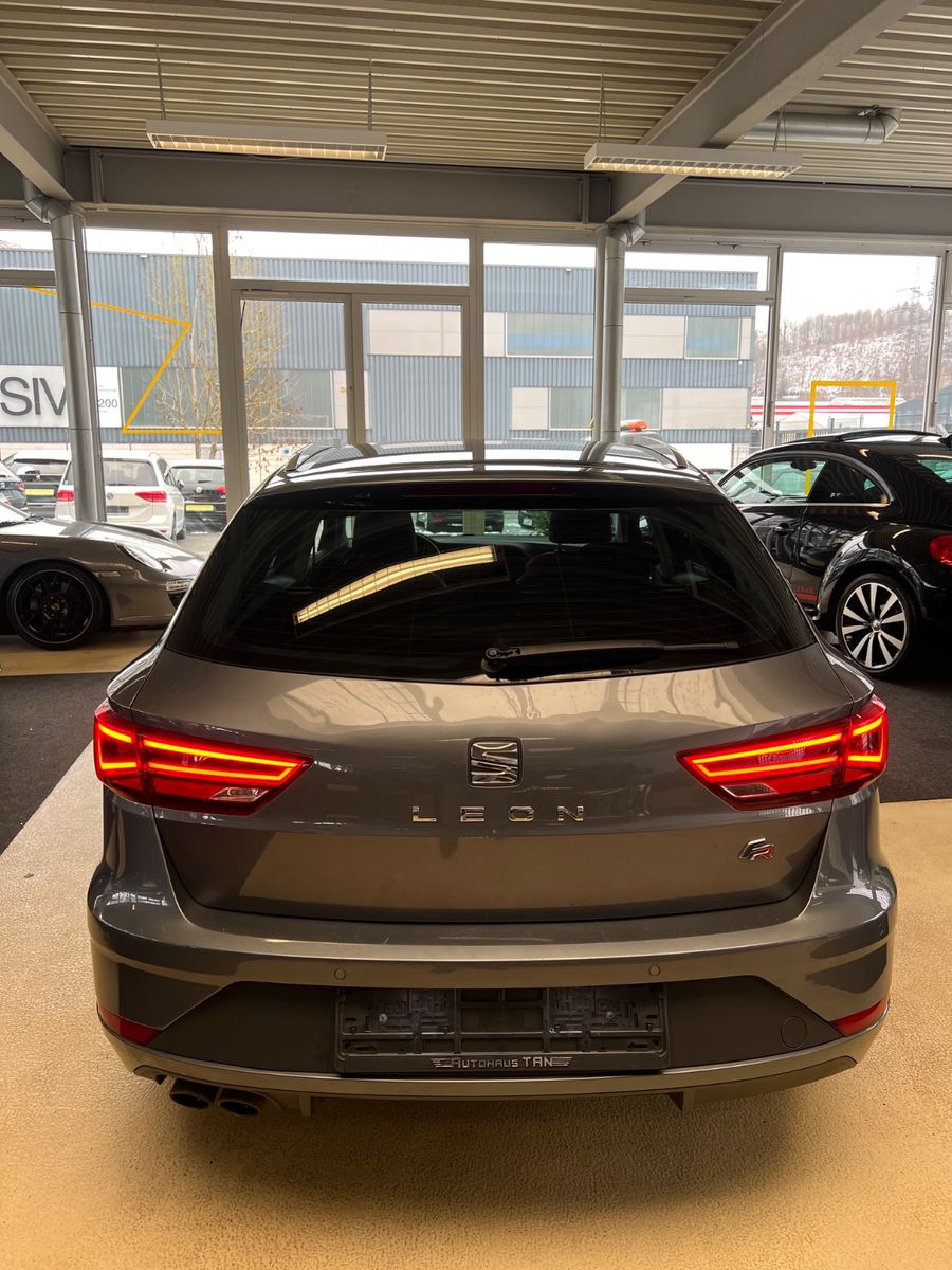Fahrzeugabbildung SEAT Leon ST 1.8 FR *1.HAND*AMBIENTE-BELEUCHTUNG*