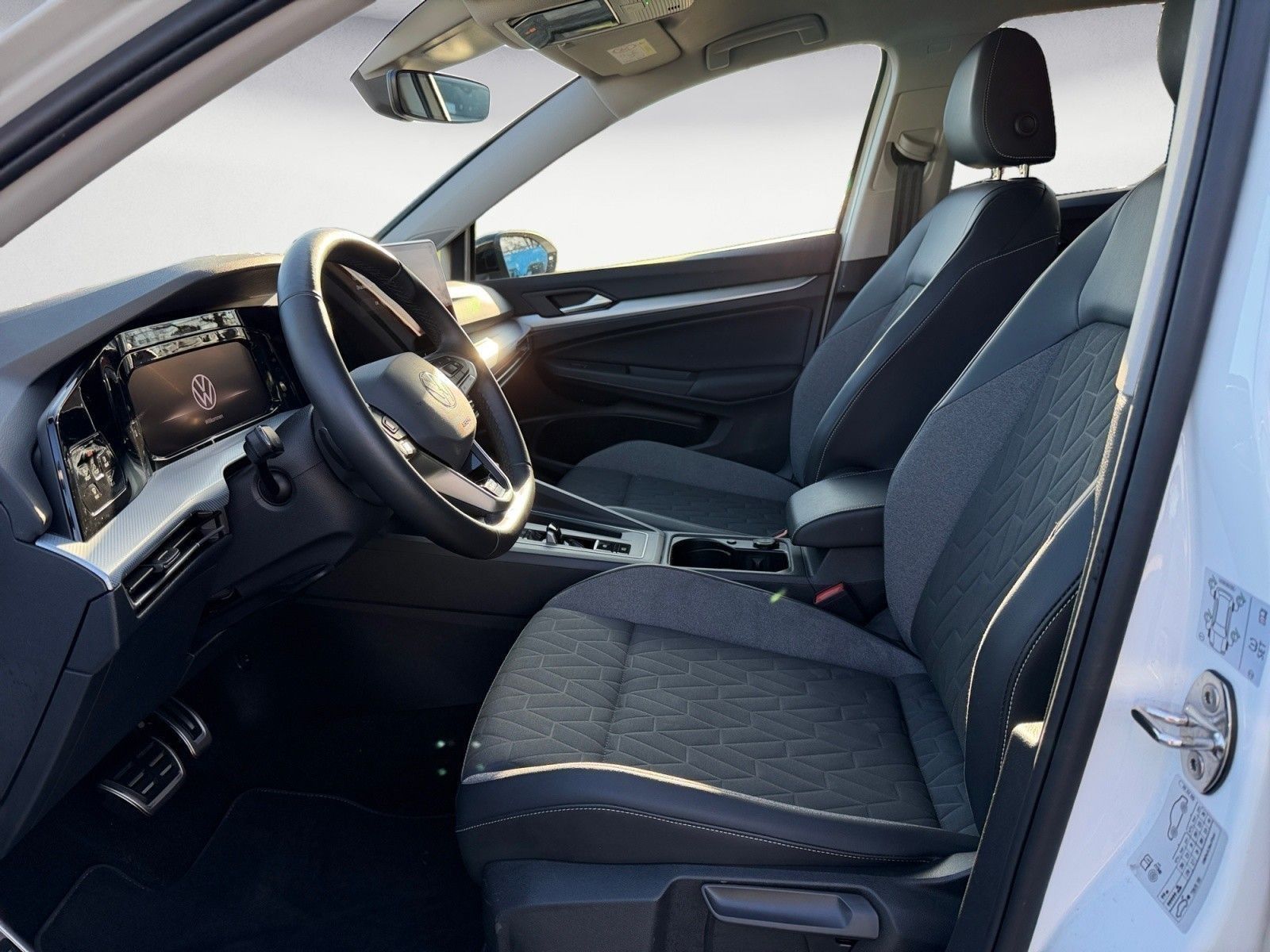 Volkswagen Golf - Bild 8